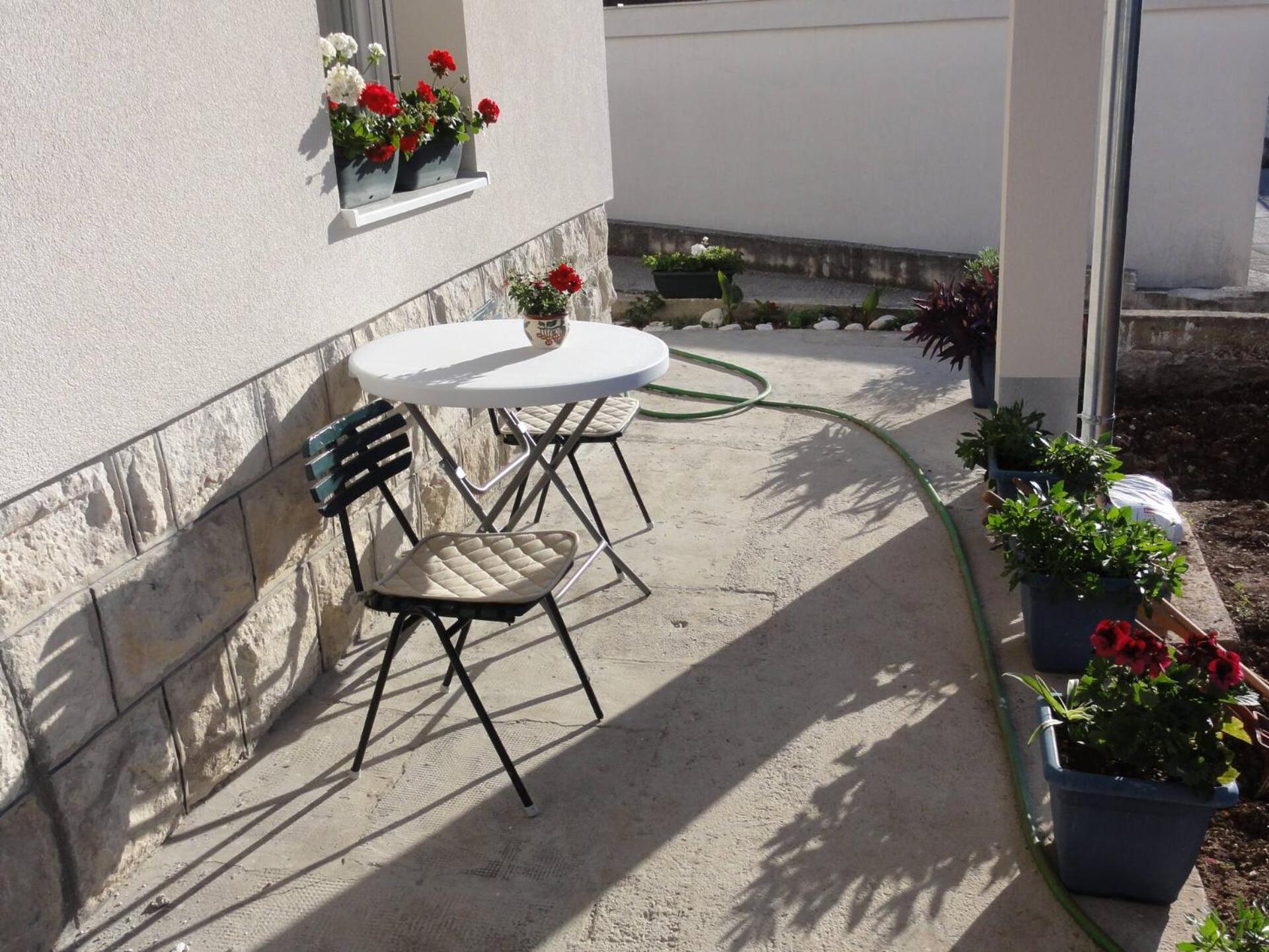 Apartments Cubela Beautiful Garden 特罗吉尔 外观 照片